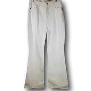 Old Navy Higher High-Rise Crop Flare Calla Lily White Size 12 Tall